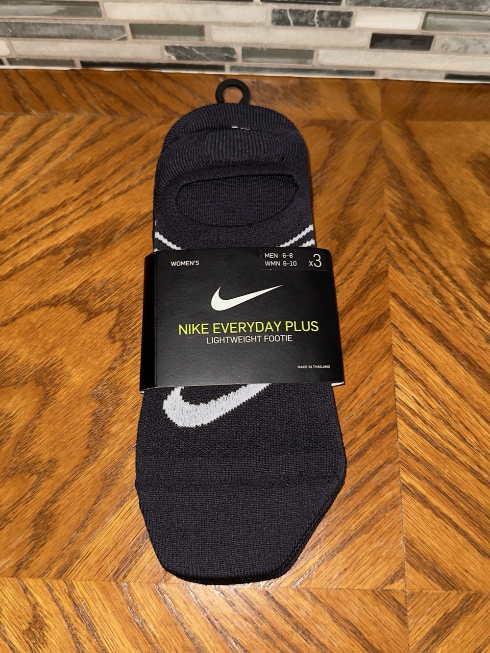 NWT Nike Everyday Plus Lightweight Footie Socks 3 Pack Black Striped Medium